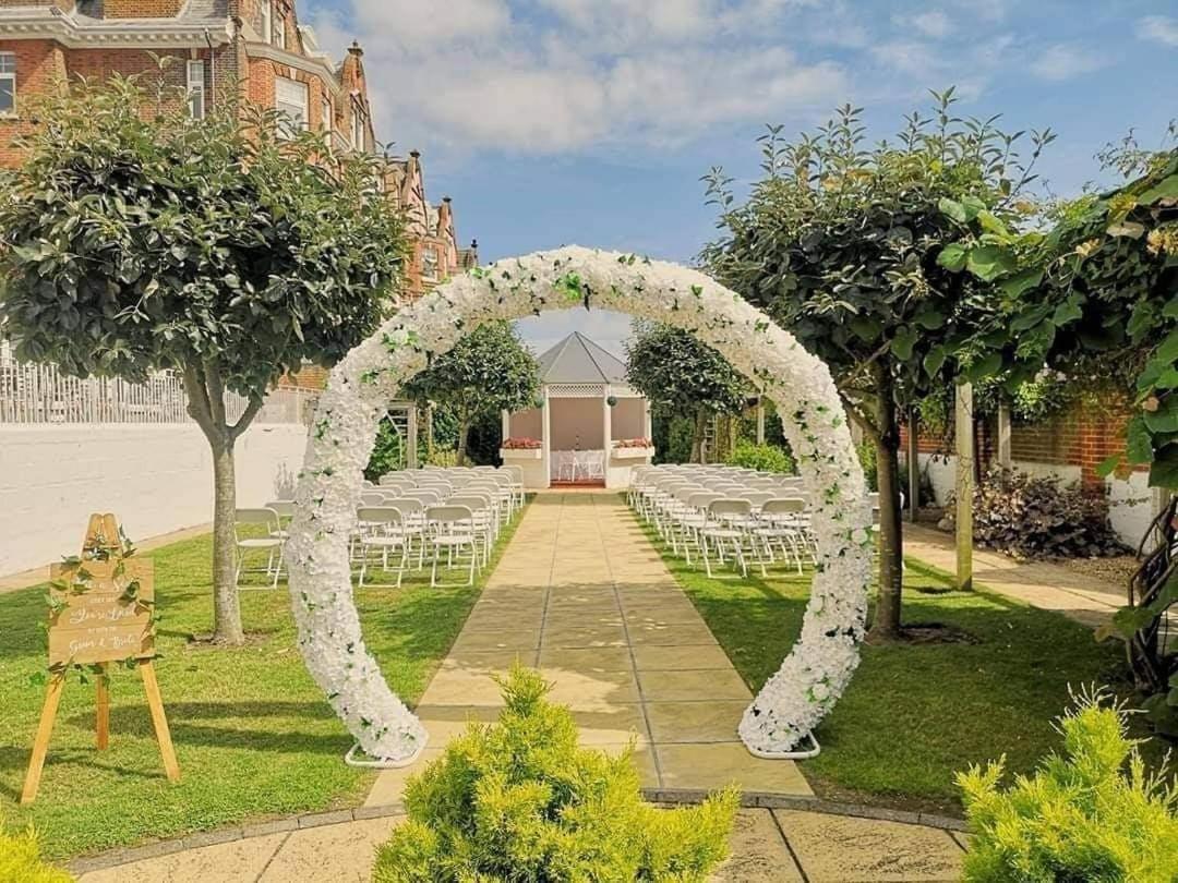 Hotel Victoria Lowestoft Luaran gambar