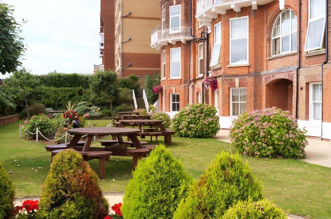 Hotel Victoria Lowestoft Luaran gambar
