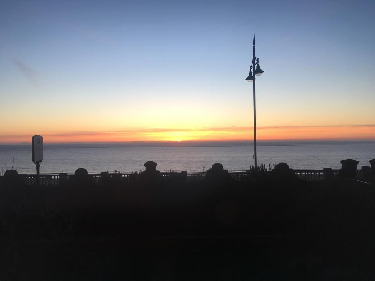 Hotel Victoria Lowestoft Luaran gambar